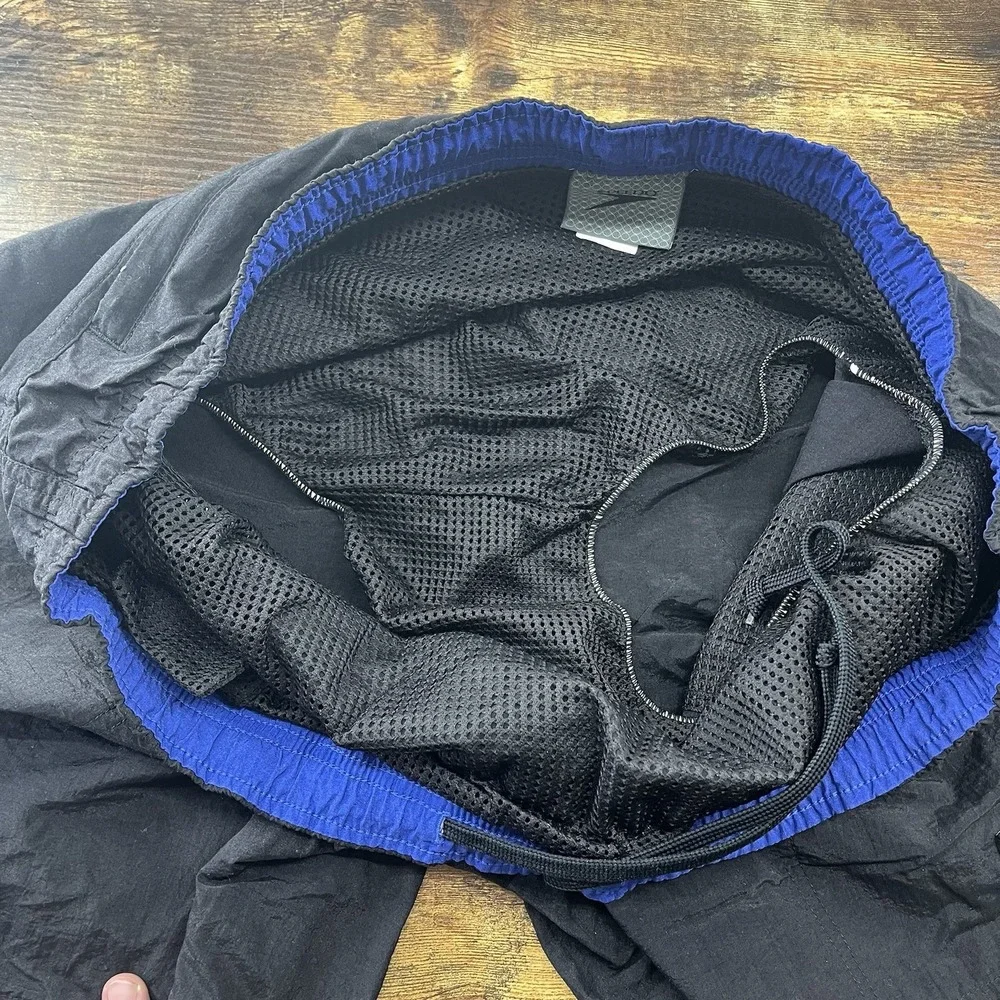 Vintage Speedo Men's Medium Black Swim Shorts Regular Drawstring Mesh Lined